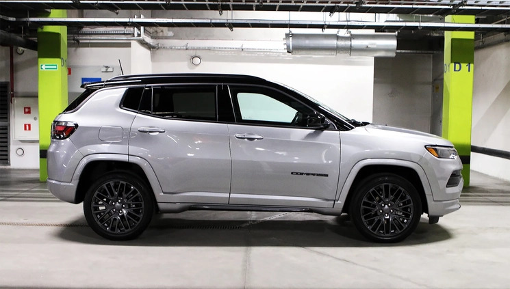 Jeep Compass cena 151800 przebieg: 20500, rok produkcji 2022 z Izbica Kujawska małe 781